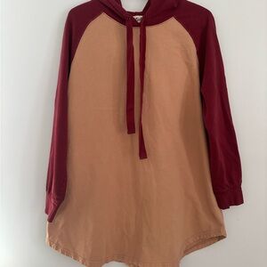 015T Listicle Maroon and beige hoodie